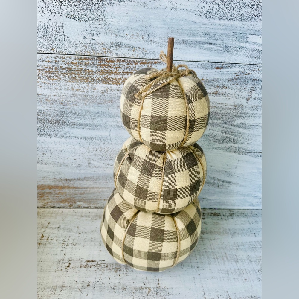 *Stuffed Gray Buffalo Check Pumpkin Stack